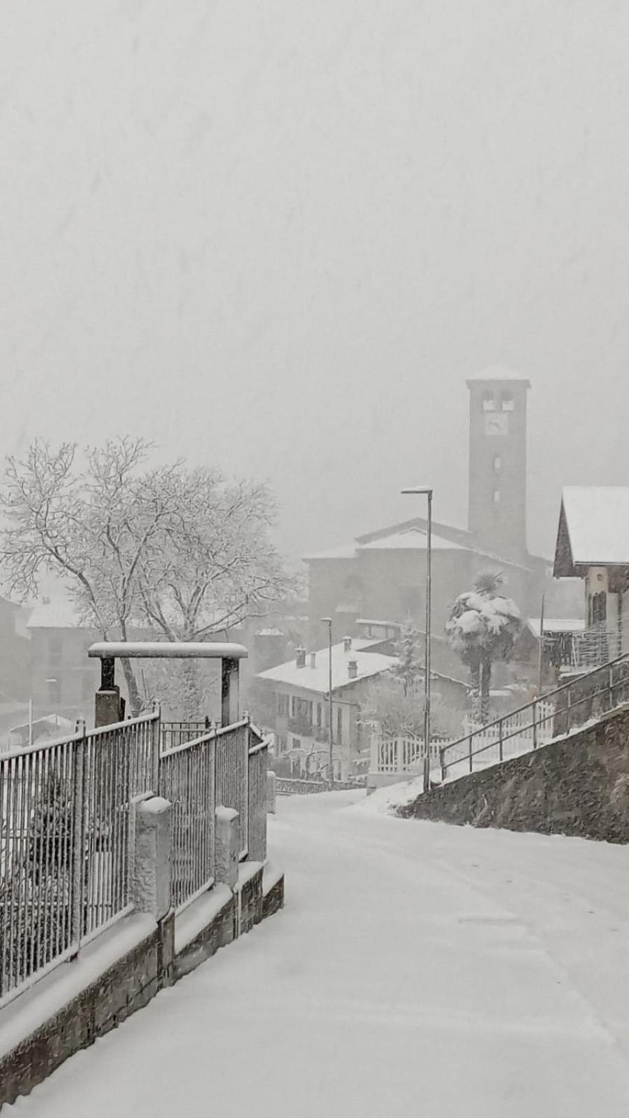 Locazione Turistica Varaita-Brossasco Bagian luar foto