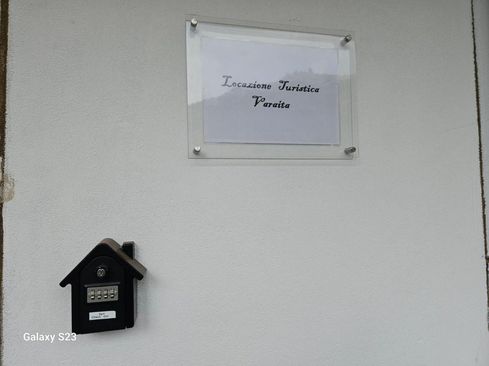 Locazione Turistica Varaita-Brossasco Bagian luar foto